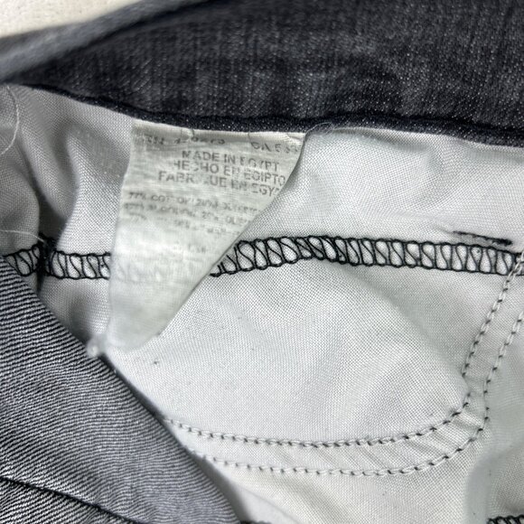 2 Lee Denim Capri Shorts Women’s Size 10 Pants Jeans Classic Relaxed Blue Black - Picture 7 of 14